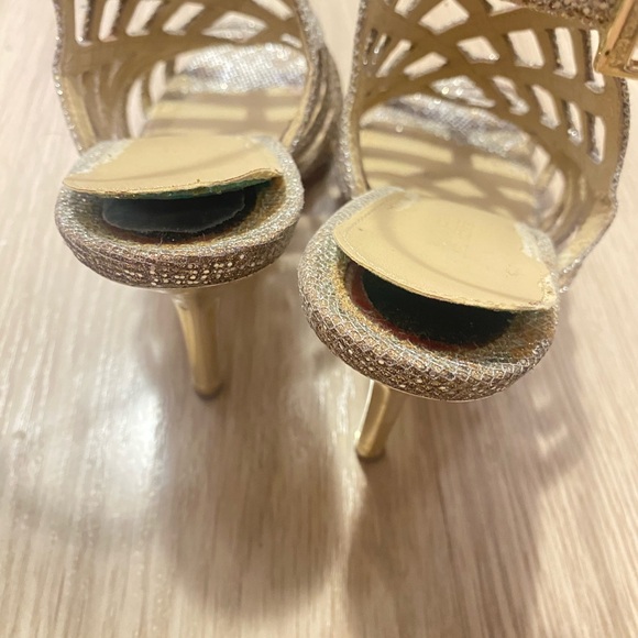 Michael Kors Sparkly Trinity Sandals - Picture 3 of 3